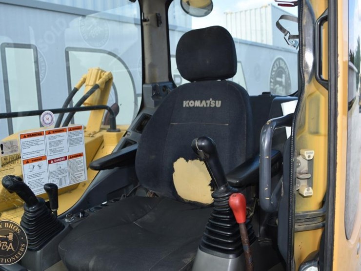 2010-komatsu-pc88mr-8-image-49