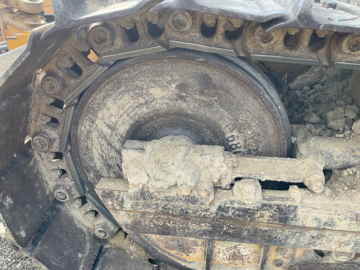 2012-deere-650j-image-11