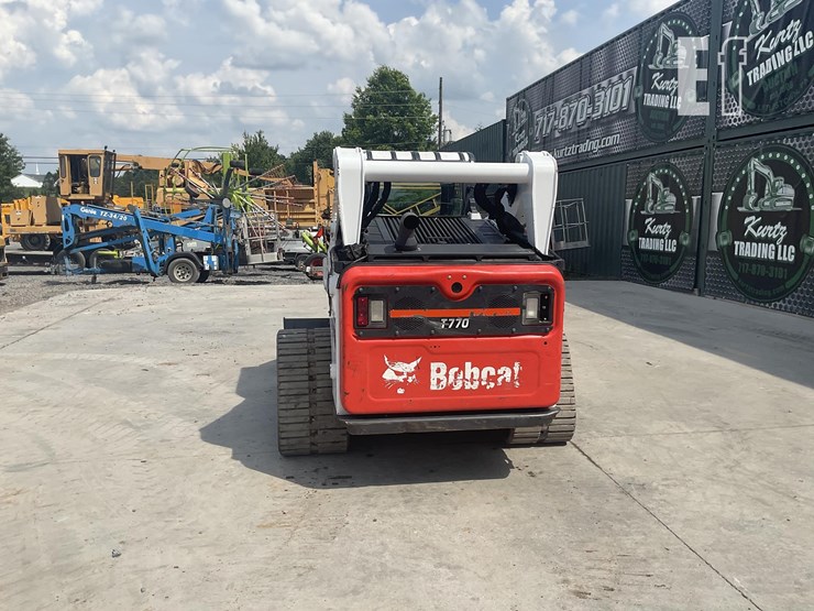2023-bobcat-t770-image-3