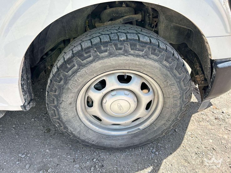2021-ford-f150-image-29