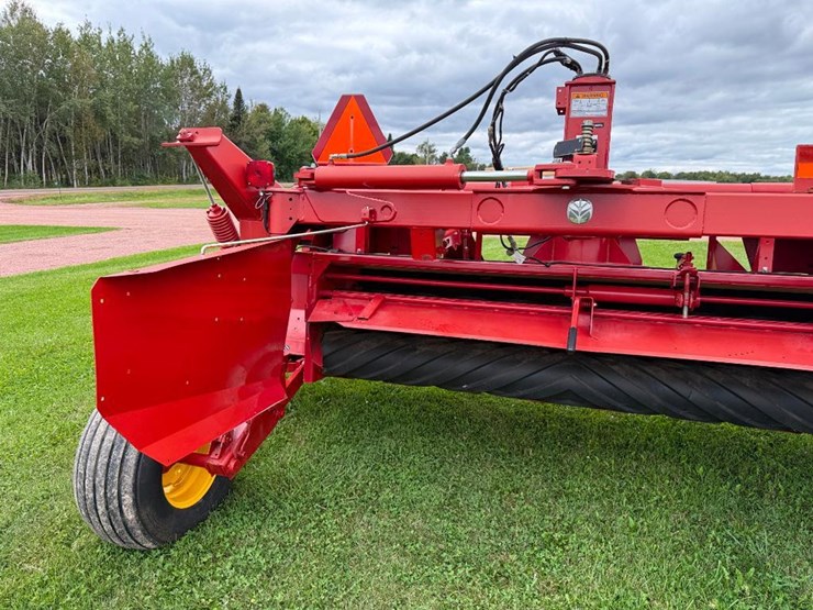 2013-new-holland-h7460-image-23