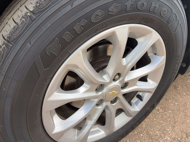 2019-chevrolet-equinox-lt-image-42
