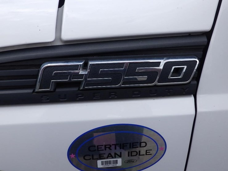 2016-ford-f550-image-12