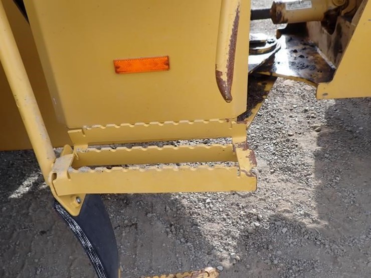 2011-caterpillar-930h-image-30