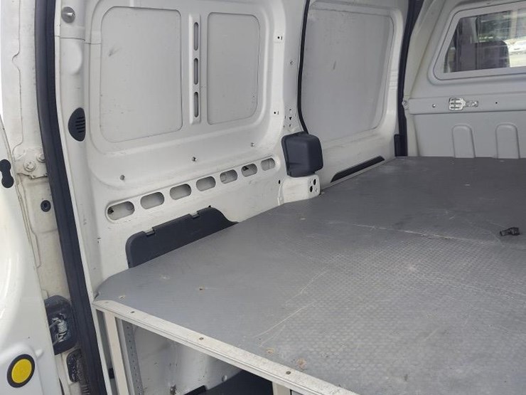 2012-ford-transit-image-5