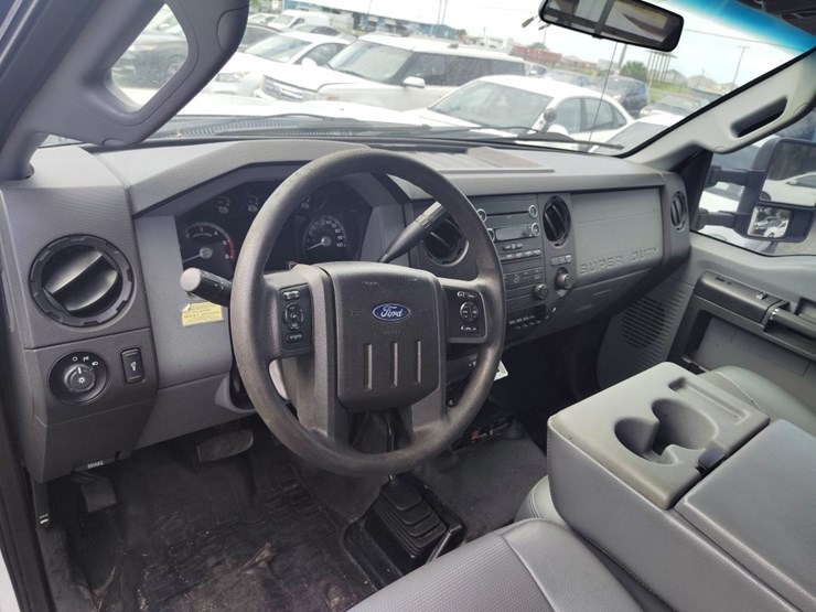 2016-ford-f550-image-6