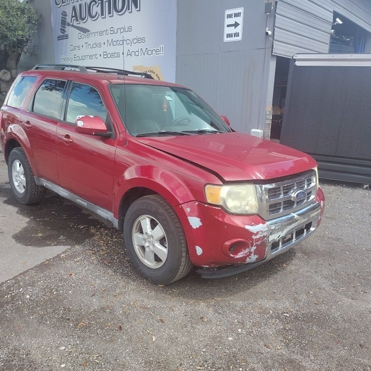 2011 FORD ESCAPE
