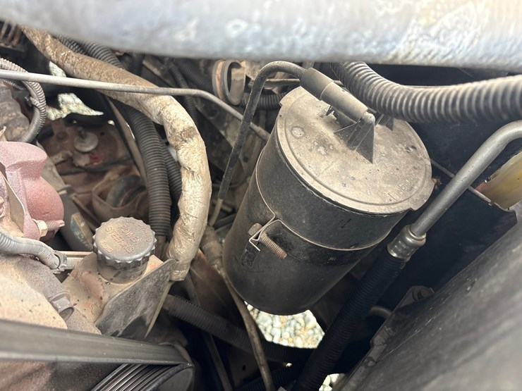 1997-chevrolet-3500-image-50