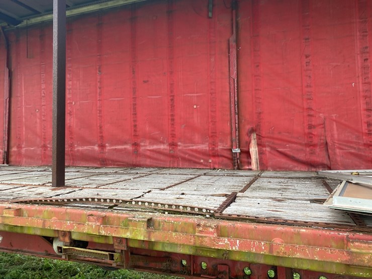 utility-curtainside-image-19