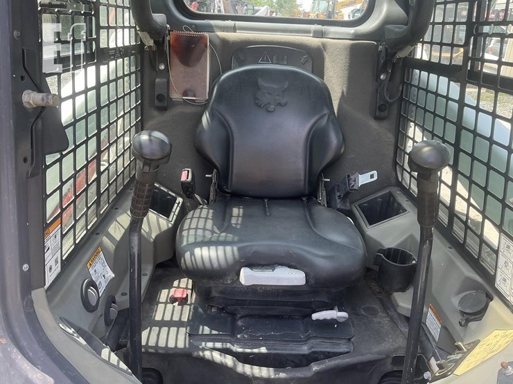 2019-bobcat-t550-image-14