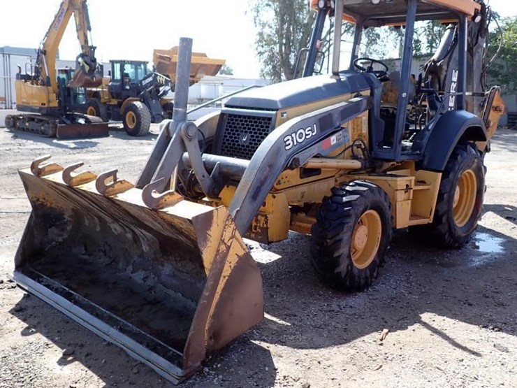 2012-deere-310sj-image-1
