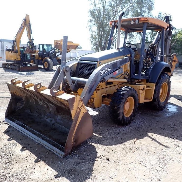 2012 DEERE 310SJ