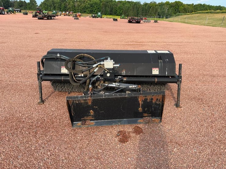 john-deere-84-image-5