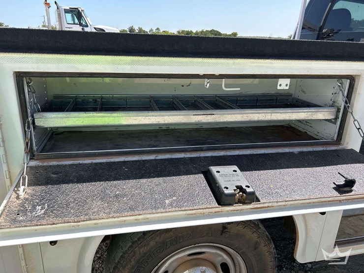 2020-ford-f250-image-27