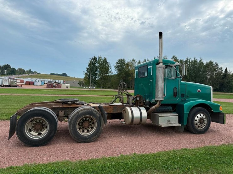 1996-peterbilt-378-image-4