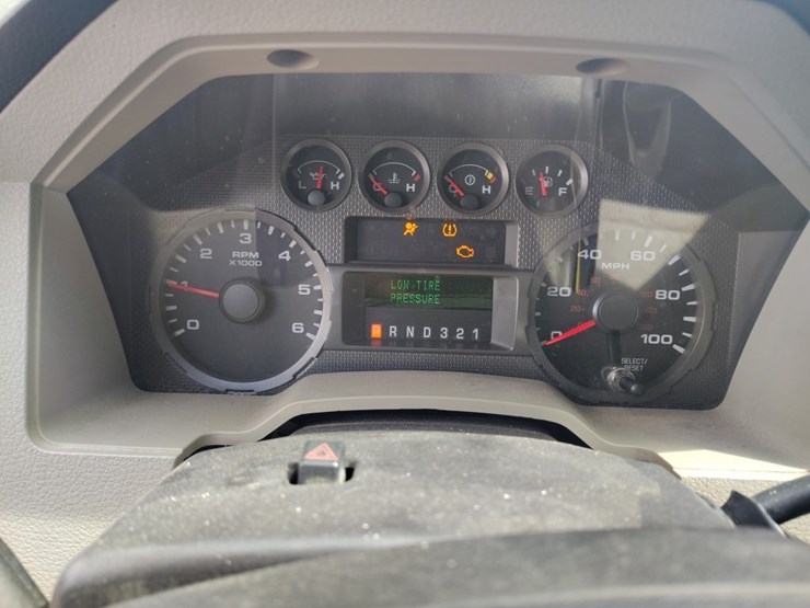 2010-ford-f250-image-9