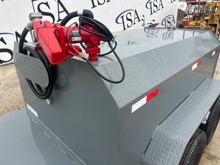 #5605-•-unused-x-star-750-gallon-fuel-trailer-image-14