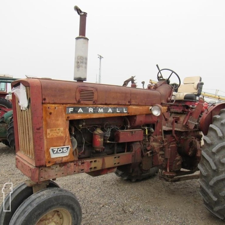 INTERNATIONAL 706