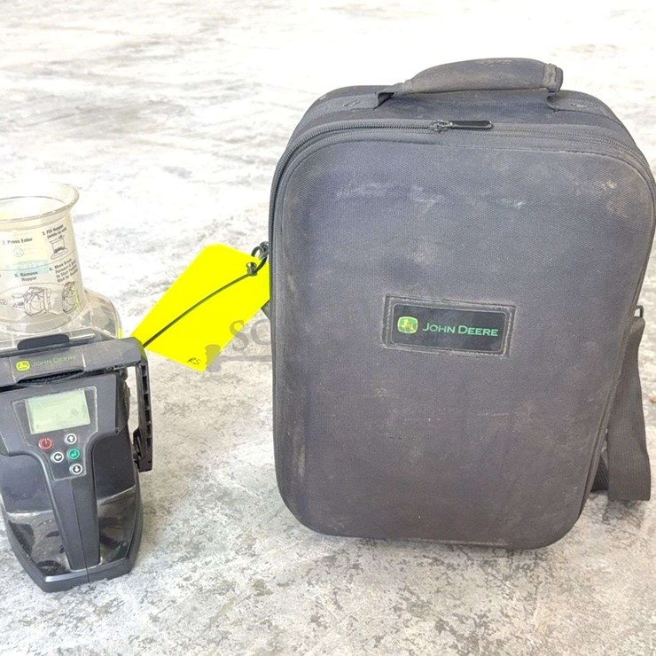 John Deere SW30300 grain moisture tester in case