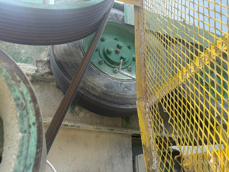 #2359-•-lippman-t-1260-jaw-and-roll-crushers-image-73
