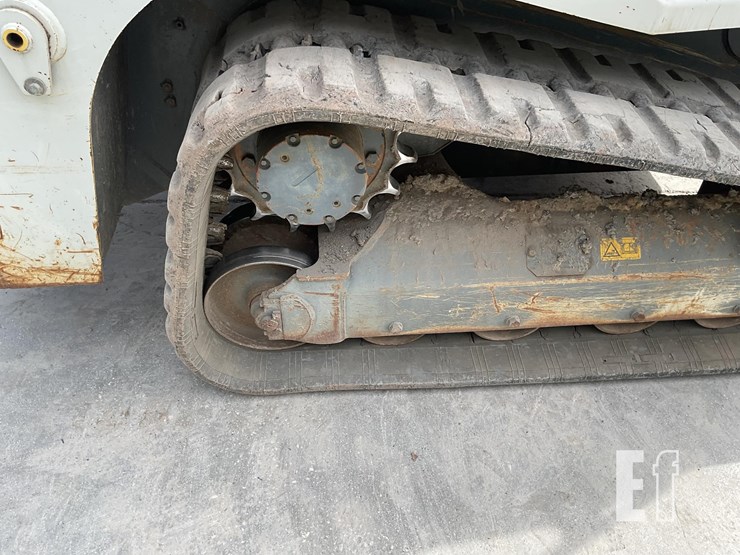 2022-takeuchi-tl10v2-image-10