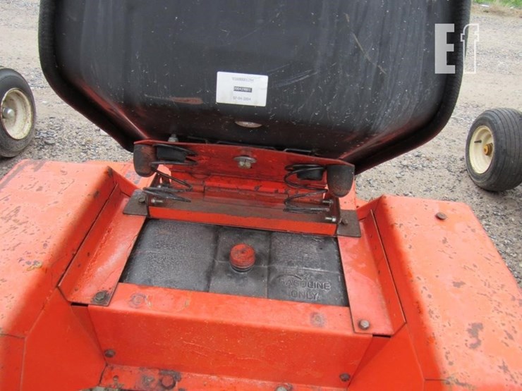 case-ih-220-image-7