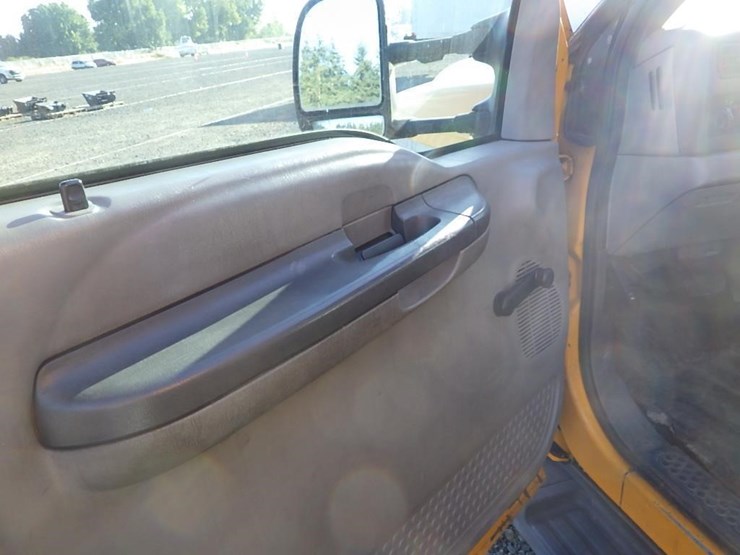 1999-ford-f450-image-32