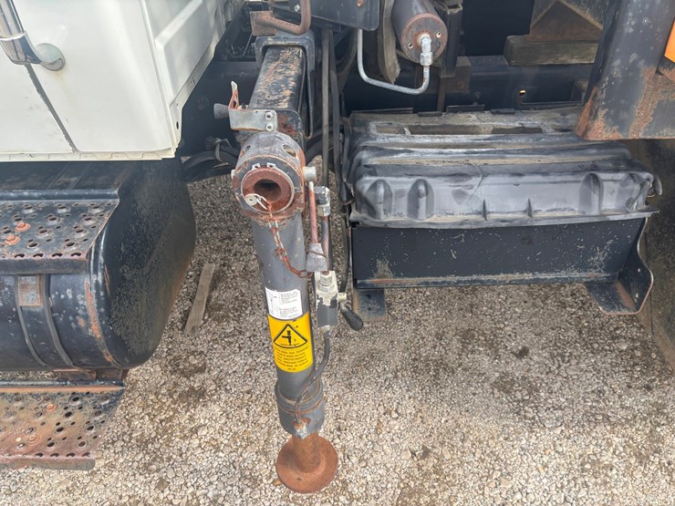 2002-international-durastar-4300-image-56