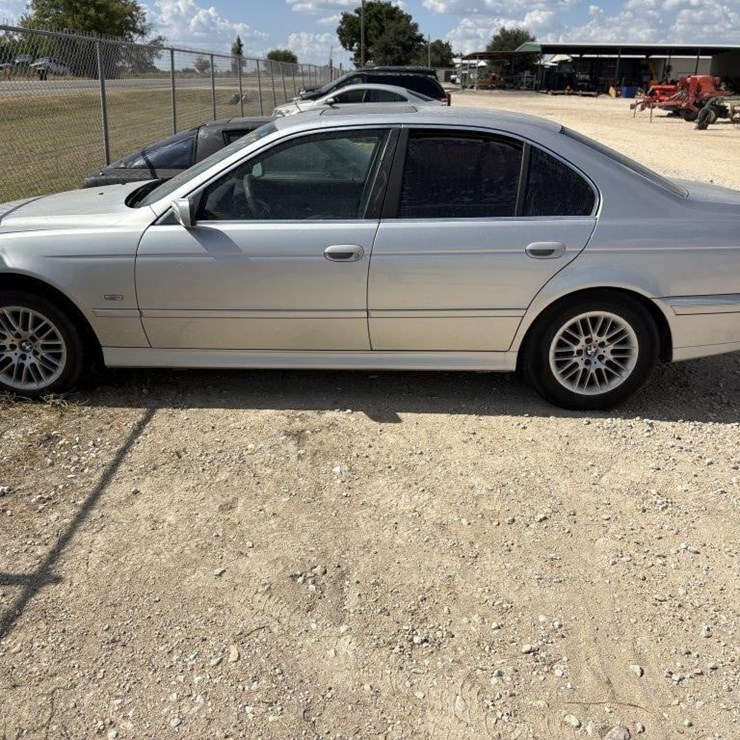 L1 - 2001 BMW 530i