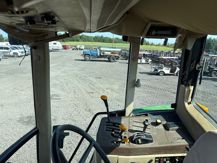 john-deere-6405-image-13