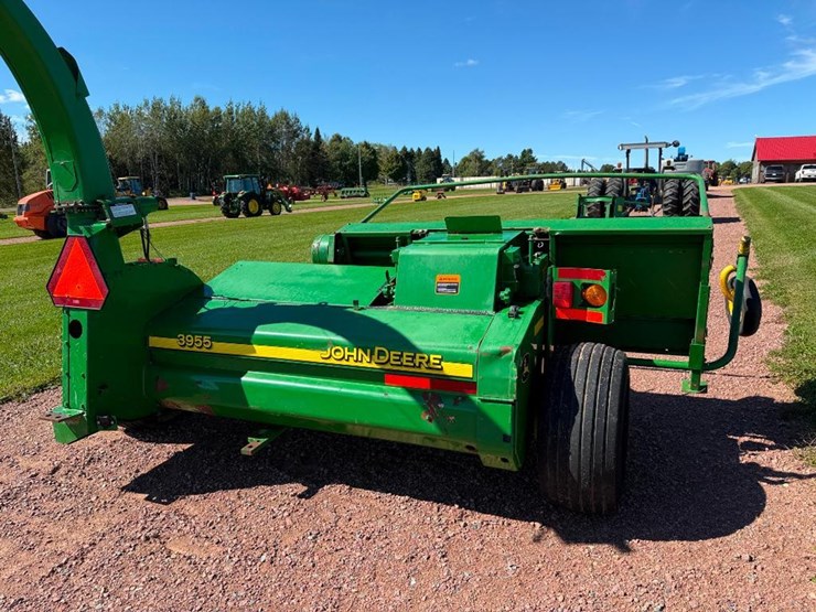 john-deere-3955-image-3