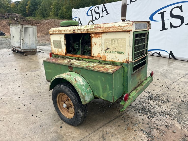 #5611-•-sullair-150-sulliscrew-towable-air-compressor-image-3