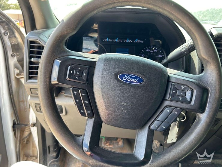2022-ford-f450-image-14