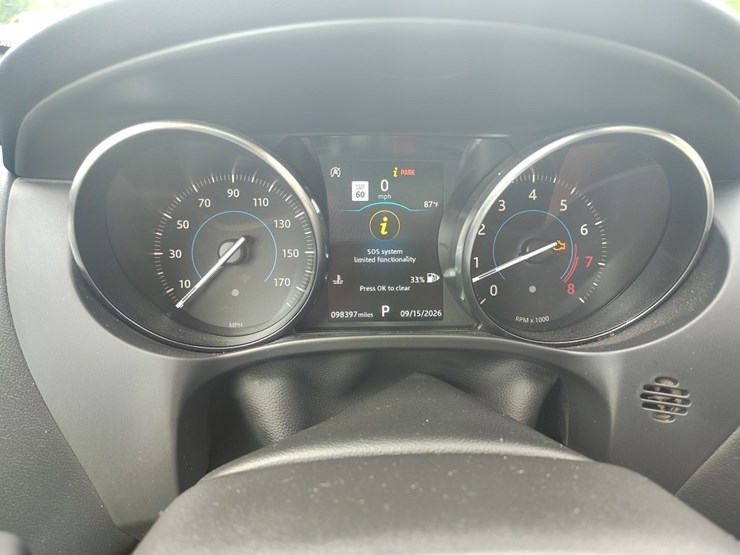 2019-jaguar-f-pace-runs/trans-issue-25t-premi-image-2