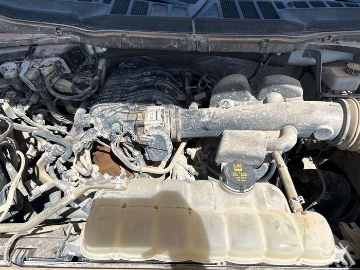 2021-ford-f150-image-8