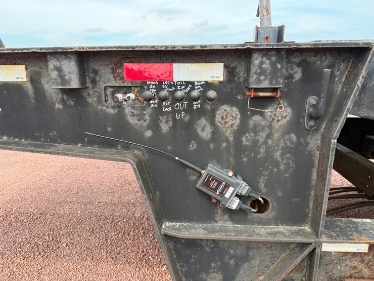 2012-ledwell-48'-image-24
