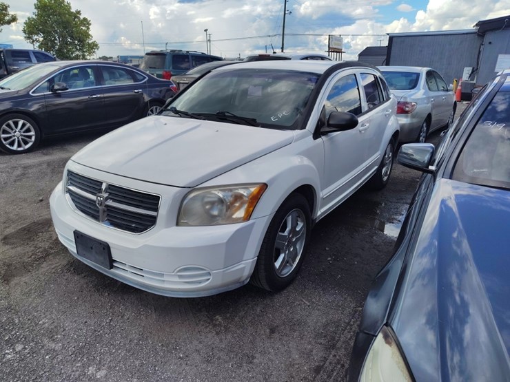 2009-dodge-caliber-image-2