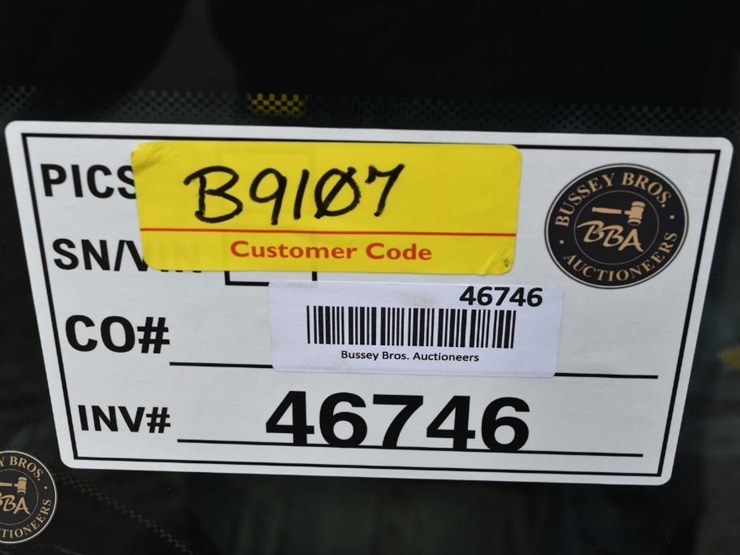 2016-jcb-300t-image-60