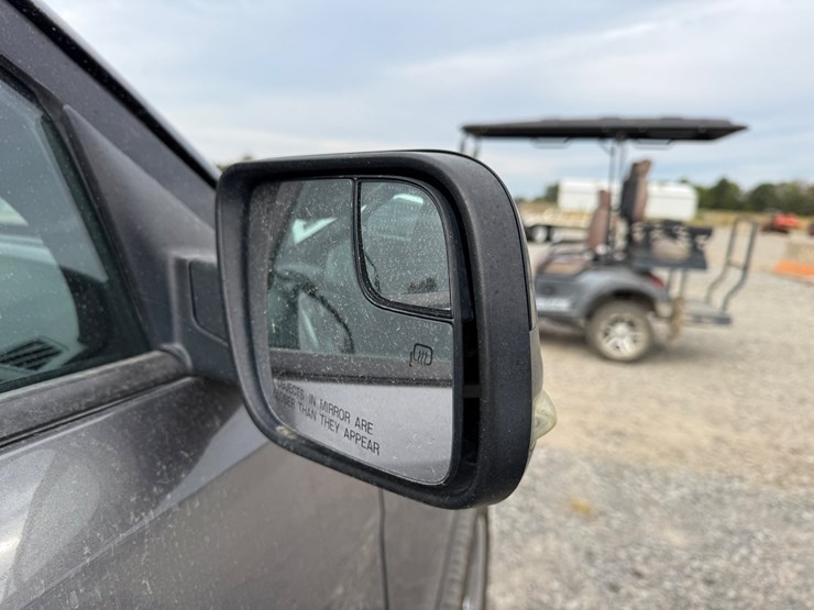 2012-ford-explorer-xlt-image-23