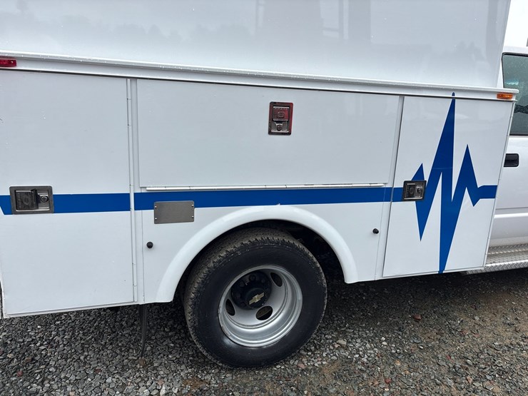 1997-chevrolet-3500-image-21
