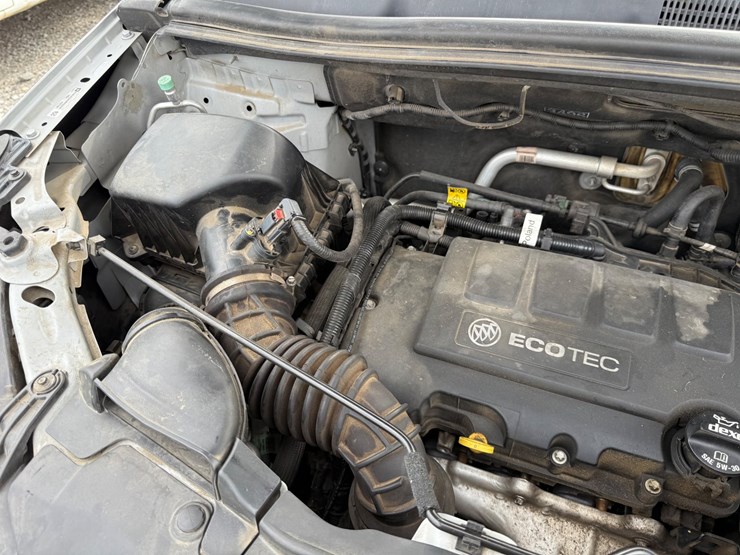 2018-buick-encore-image-35