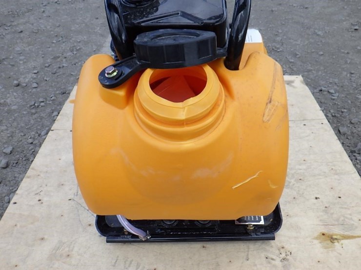 2026-sdlool-90-vibratory-plate-compactor-image-5