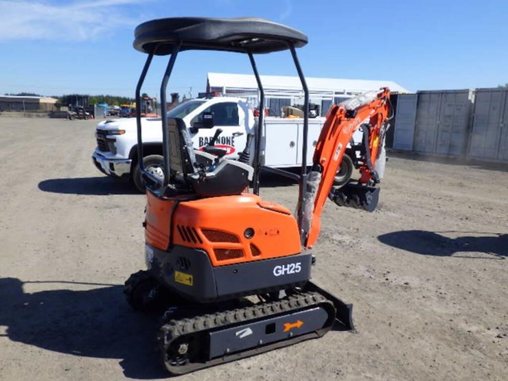 2026-aboss-gh25-hydraulic-excavator-image-3
