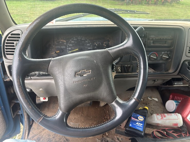 1997-chevrolet-silverado-3500-image-17