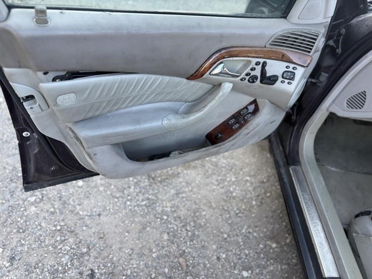 l1---2000-mercedes-benz-s500-image-11
