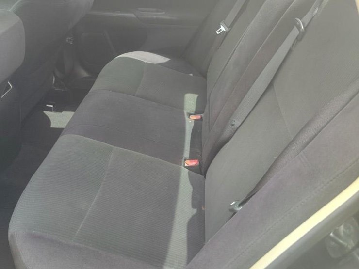 2013-nissan-altima-runs/moves-2.5-image-5