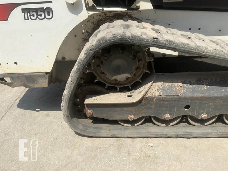 2019-bobcat-t550-image-10