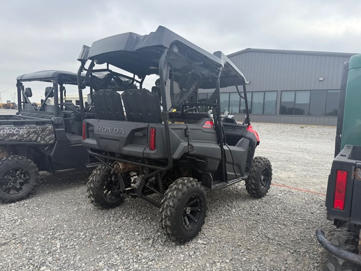 2014-honda-pioneer-700-image-3