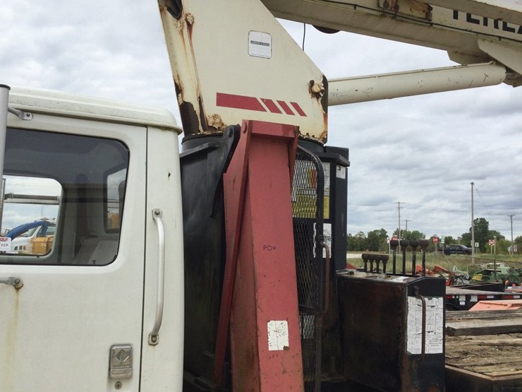 2000-international-durastar-4300-image-4