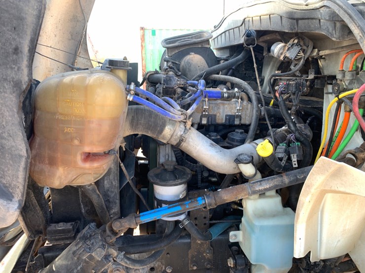 2009-international-durastar-4300-image-12